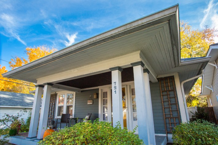 Photo by Hanalani Photography