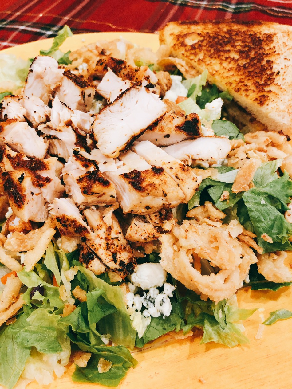Grilled chicken salad